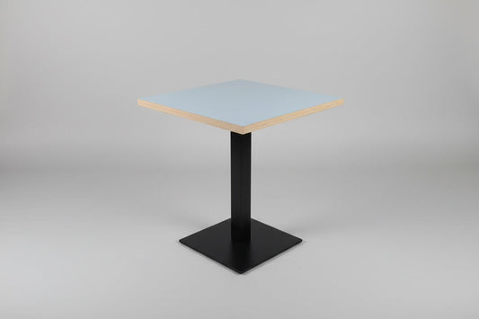 Circulaire Bijzettafel De Valk Mintgroen Multiplex Blad Zwart Frame | Circufair - Kantoortafels
