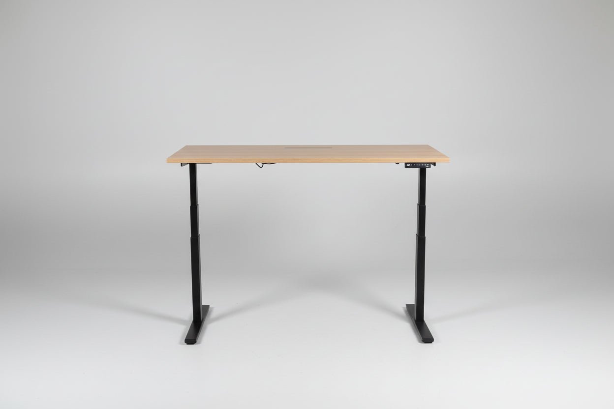 Circulair Elektrisch Zit - Sta Bureau | Halifax Eiken Blad | Zwart Frame | USB | Afmeting naar Keuze | Circufair - Bureaus
