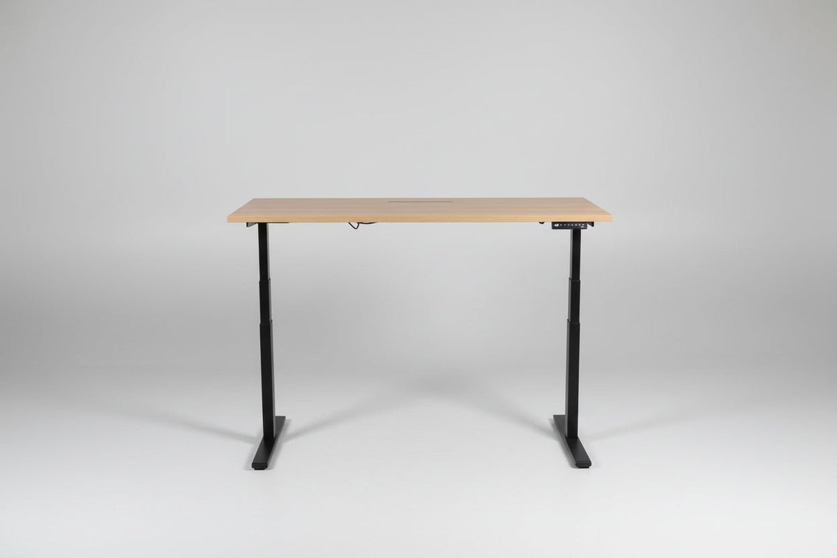 Circulair Elektrisch Zit - Sta Bureau | Halifax Eiken Blad | Zwart Frame | USB | Afmeting naar Keuze | Circufair - Bureaus