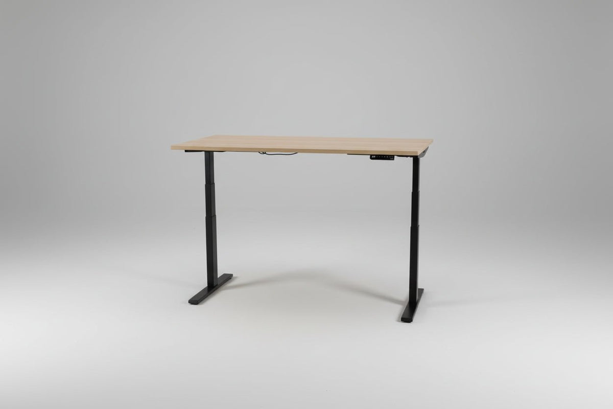 Circulair Elektrisch Zit - Sta Bureau | Halifax Eiken Blad | Zwart Frame | USB | Afmeting naar Keuze | Circufair - Bureaus