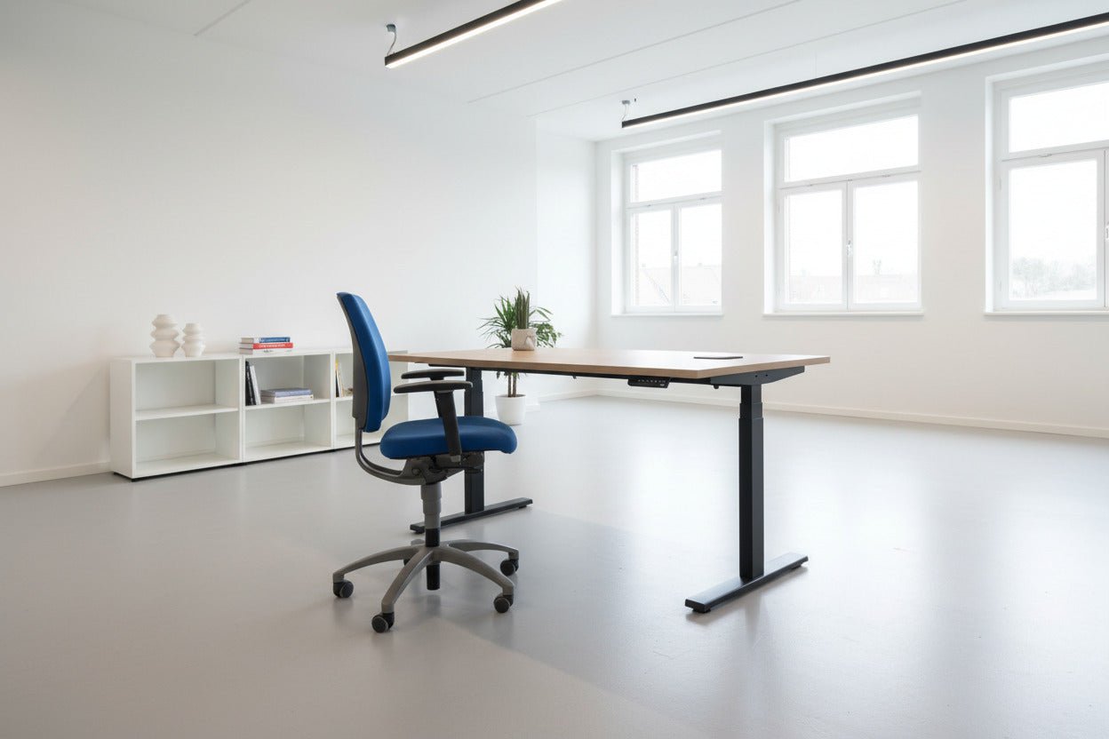 Circulair Elektrisch Zit - Sta Bureau | Halifax Eiken Blad | Zwart Frame | USB | Afmeting naar Keuze | Circufair - Bureaus