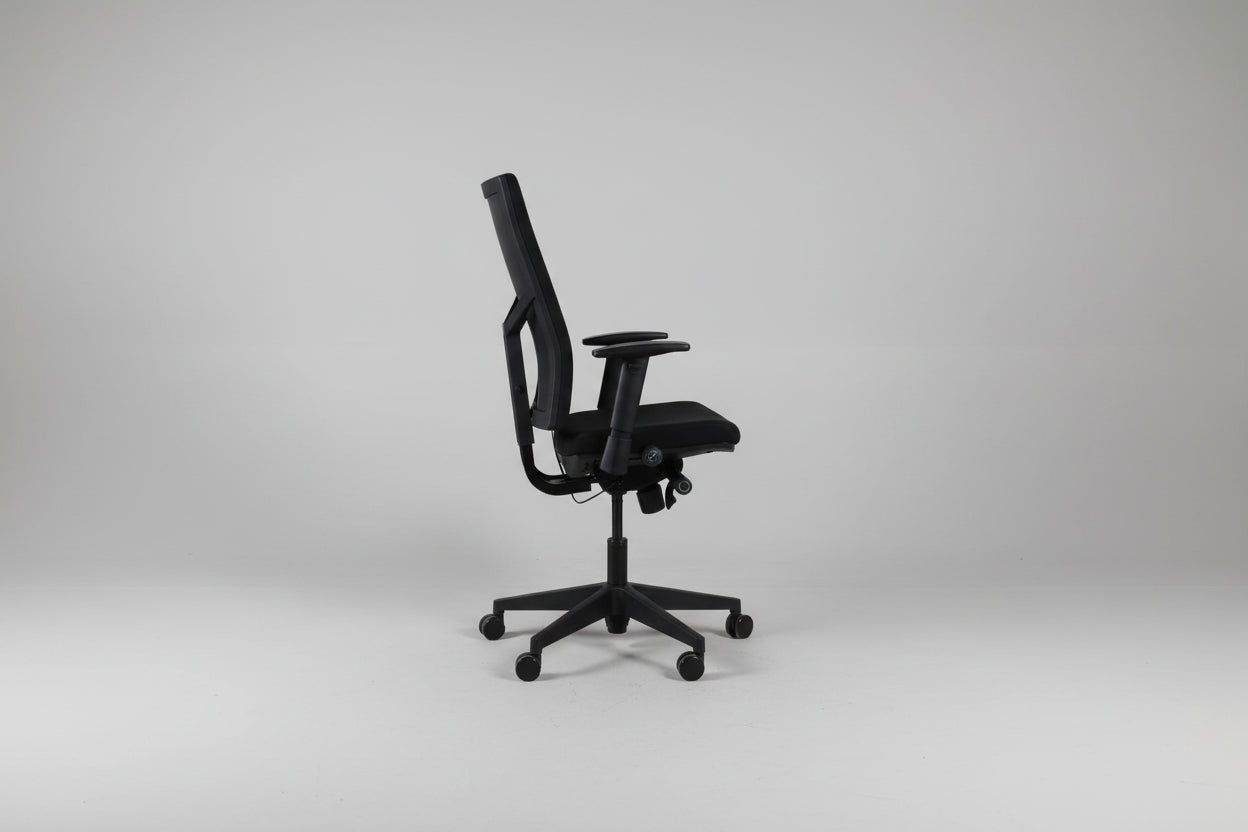 Circulaire Bureaustoel Gispen Zwart Gestoffeerd Verstelbaar | Circufair - Bureaustoelen