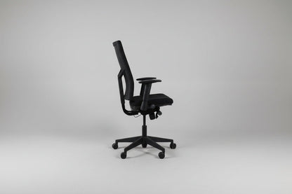 Circulaire Bureaustoel Gispen Zwart Gestoffeerd Verstelbaar | Circufair - Bureaustoelen
