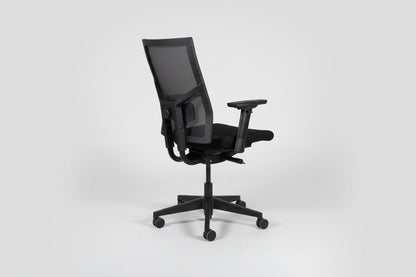 Circulaire Bureaustoel Zwart Gestoffeerd Mesh Rugleuning NPR 1813 Verstelbaar | Circufair - Bureaustoelen