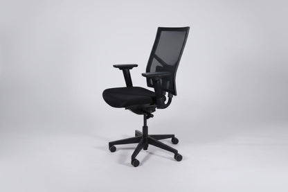 Circulaire Bureaustoel Zwart Gestoffeerd Mesh Rugleuning NPR 1813 Verstelbaar | Circufair - Bureaustoelen