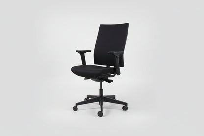 Circulaire Ergonomische Bureaustoel NPR 1813 Zwart 4D Armleuningen Z.G.A.N. | Circufair - Bureaustoelen