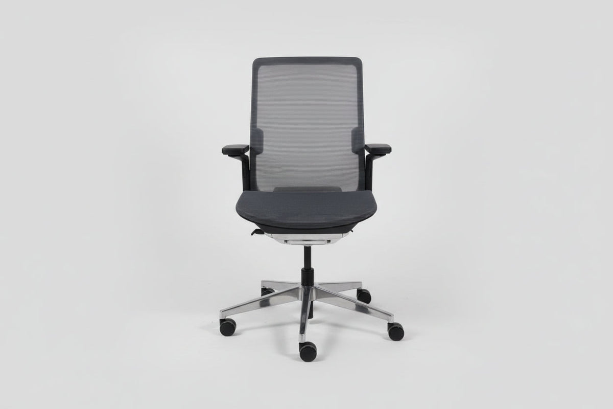 Circulaire Ergonomische Bureaustoel Volledig Mesh 4D Armleggers EN 1335 | Circufair - Bureaustoelen