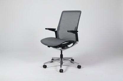 Circulaire Ergonomische Bureaustoel Volledig Mesh 4D Armleggers EN 1335 | Circufair - Bureaustoelen