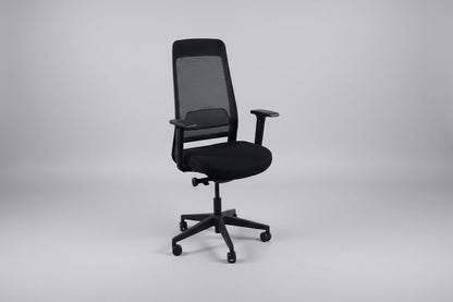 Circulaire Ergonomische Bureaustoel Zwart | Mesh Rug | 4D Armleuningen | Lendesteun | NEN 1335 | Circufair - Bureaustoelen