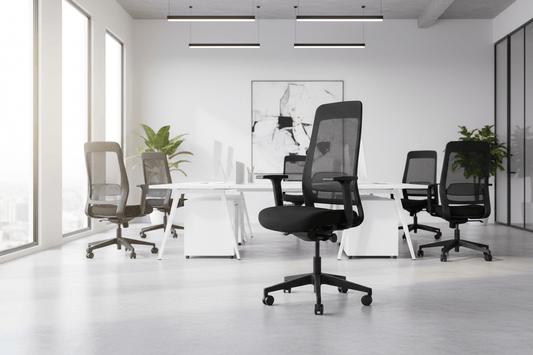 Circulaire Ergonomische Bureaustoel Zwart | Mesh Rug | 4D Armleuningen | Lendesteun | NEN 1335 | Circufair - Bureaustoelen