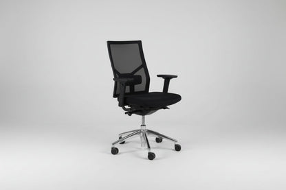 Circulaire Ergonomische Bureaustoel Zwart | Mesh Rugleuning | NPR 1813 | Gepolijst Onderstel | Circufair - Bureaustoelen