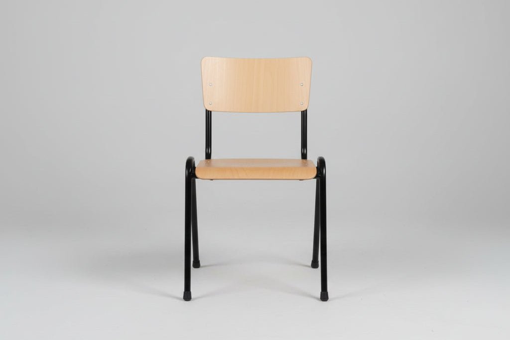 Circulaire Kantinestoel De Valk Berken Multiplex Zwart Frame Stapelbaar | Circufair - Migration_Kantine en vergaderstoelen