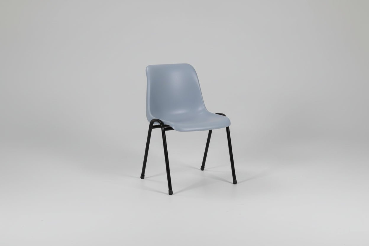 Circulaire Kantinestoel De Valk Grijze Kuip Zwart Frame Stapelbaar | Circufair - Kantoorstoelen