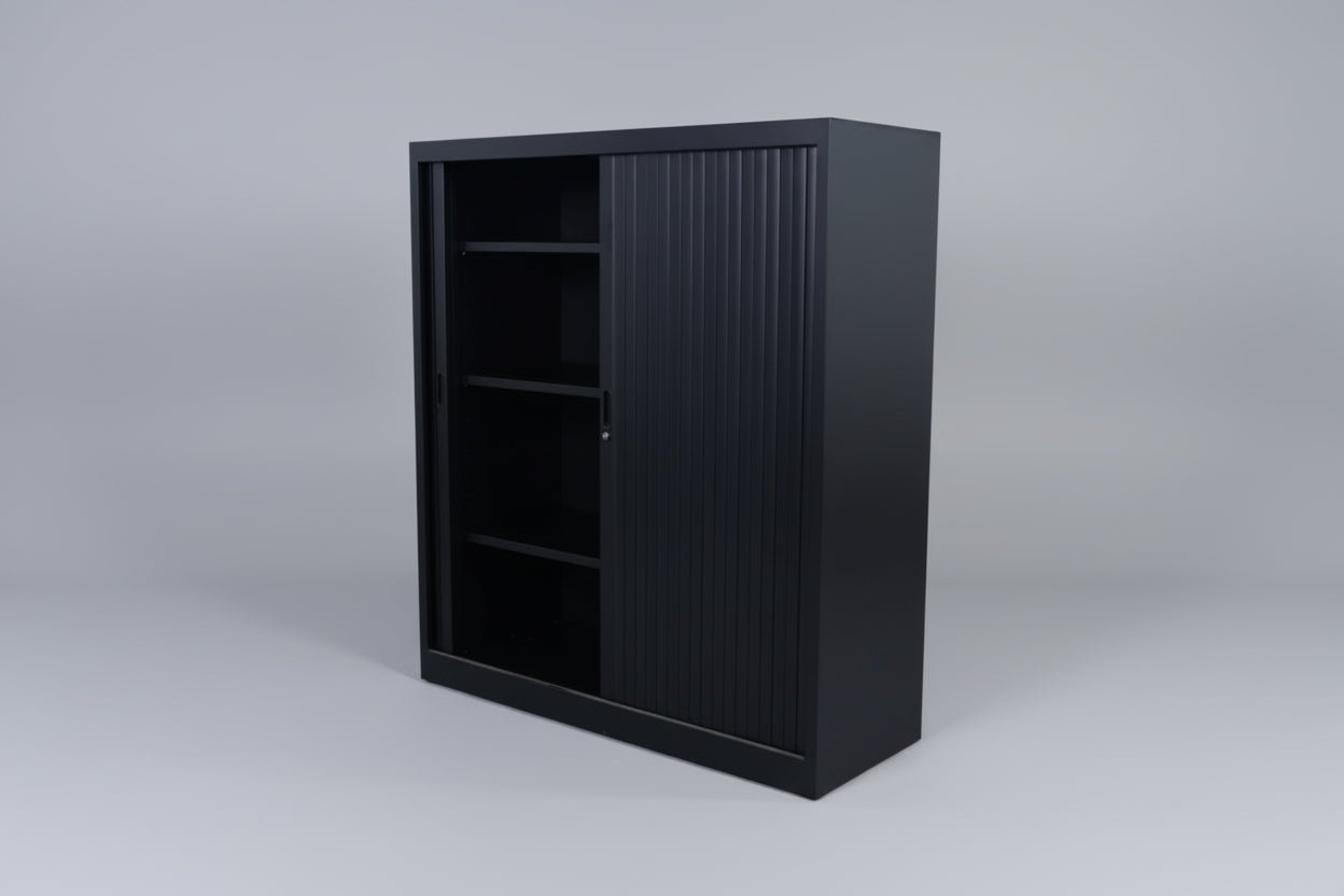 Circulaire Roldeurkast Zwart 3 Legborden 135x120x45 cm | Circufair - Kasten