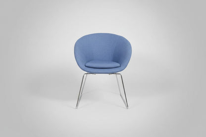 Circulaire Vergaderstoel Deberenn Giro Blauw Vilt Verchroomd Sledeframe | Circufair - Kantoorstoelen